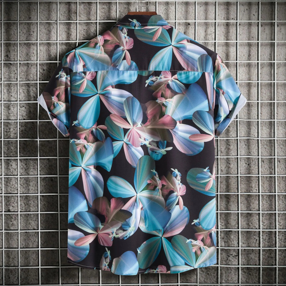 Men's Printed Short Sleeve Button-Up Shirt | DCDesigns