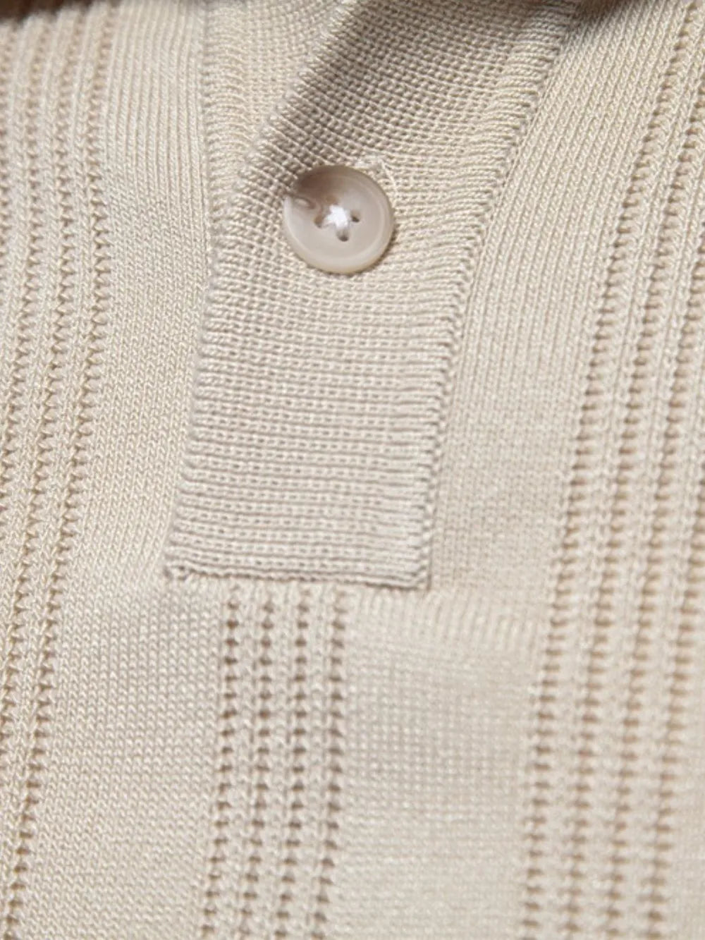 Men's Collared Neck Short Sleeve Knit Polo Shirt - Beige