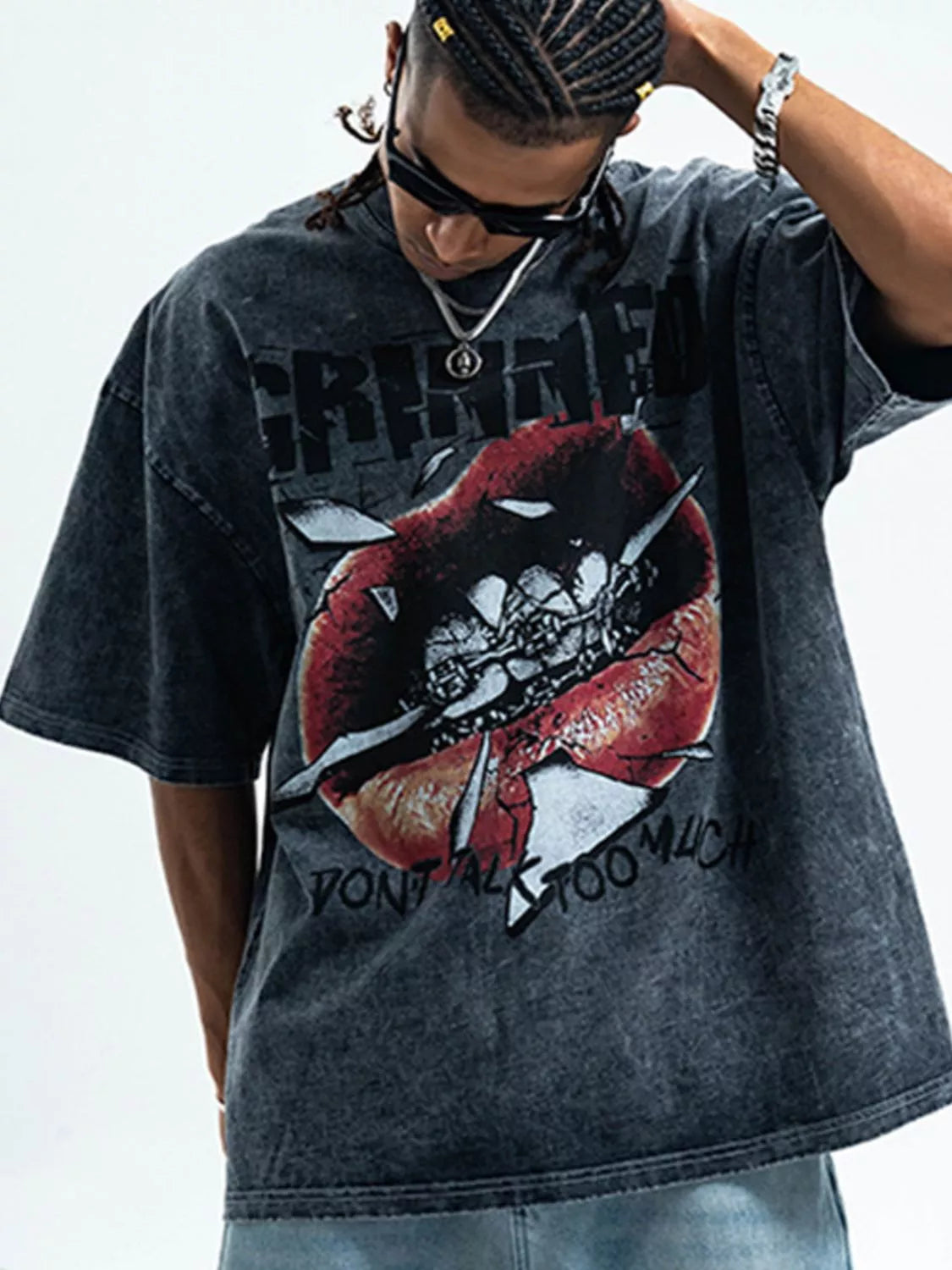 Men's oversized Men's Graphic Round Neck Short Sleeve T-Shirt – men's bold Y2K streetwear graphic tee, product image 3