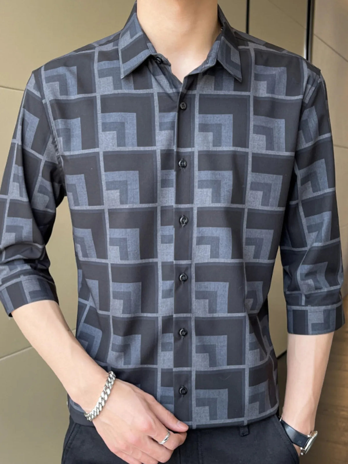 Men's Geometric Pattern Button-Up Casual Shirt | DCDesigns
