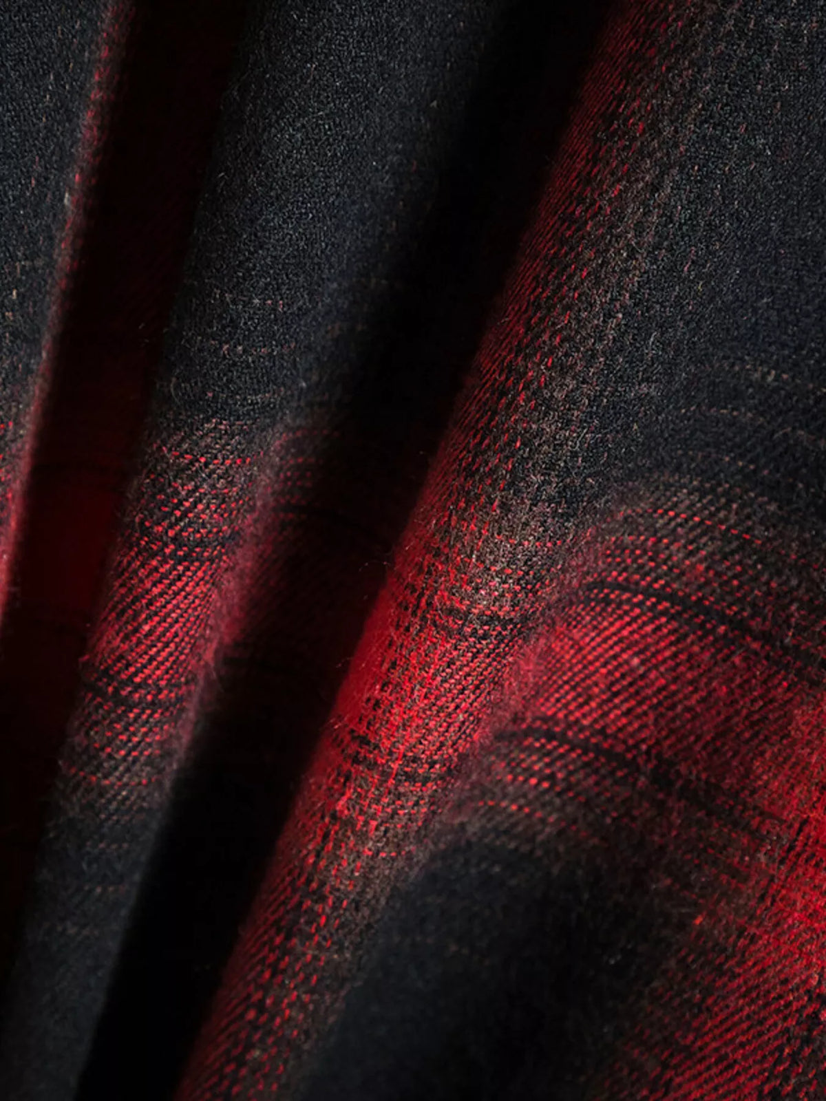 Men's Plaid Button-Up Short Sleeve Shirt | DCDesigns