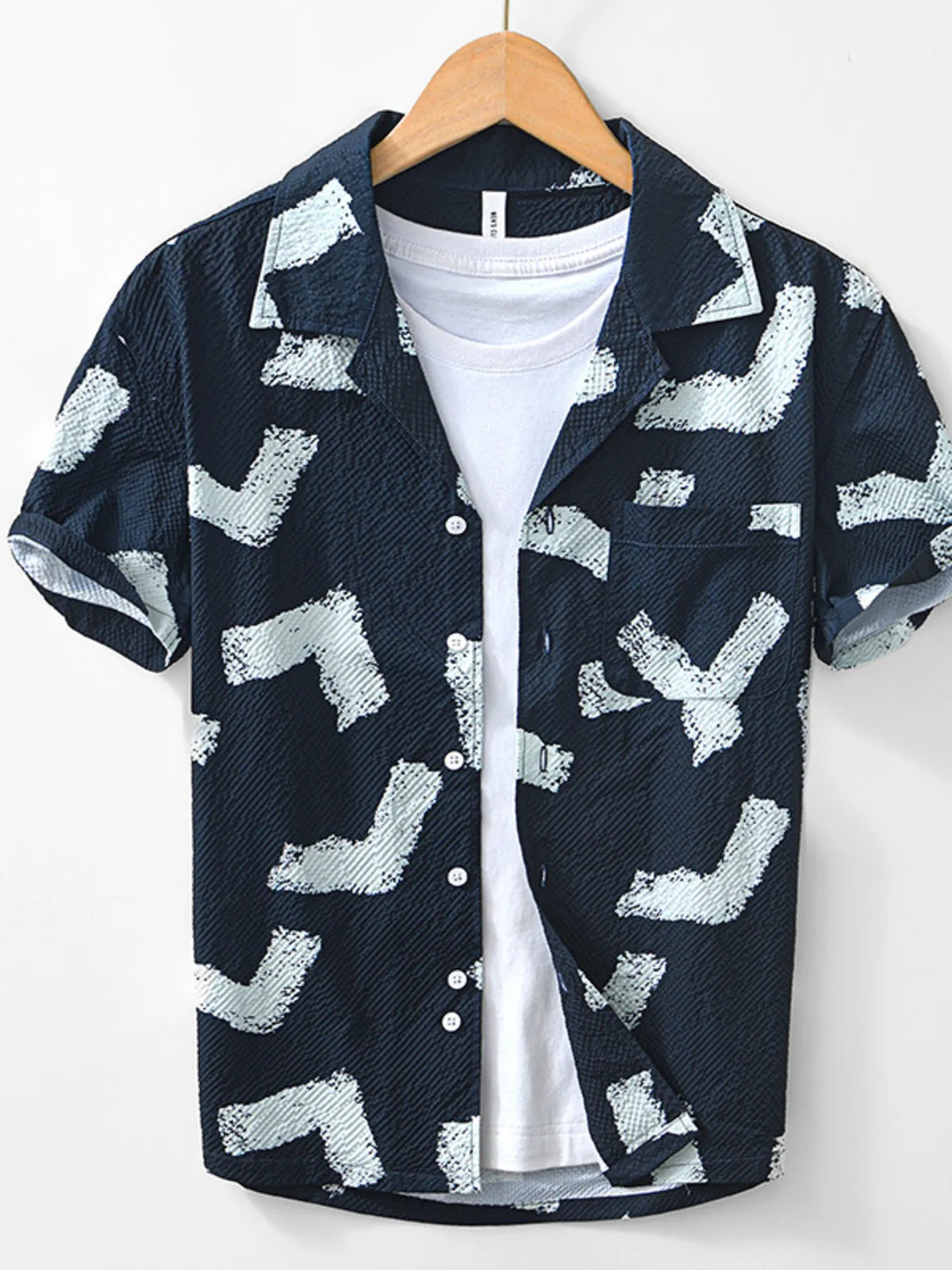 Men's Printed Button-Up Short Sleeve Shirt | DCDesigns