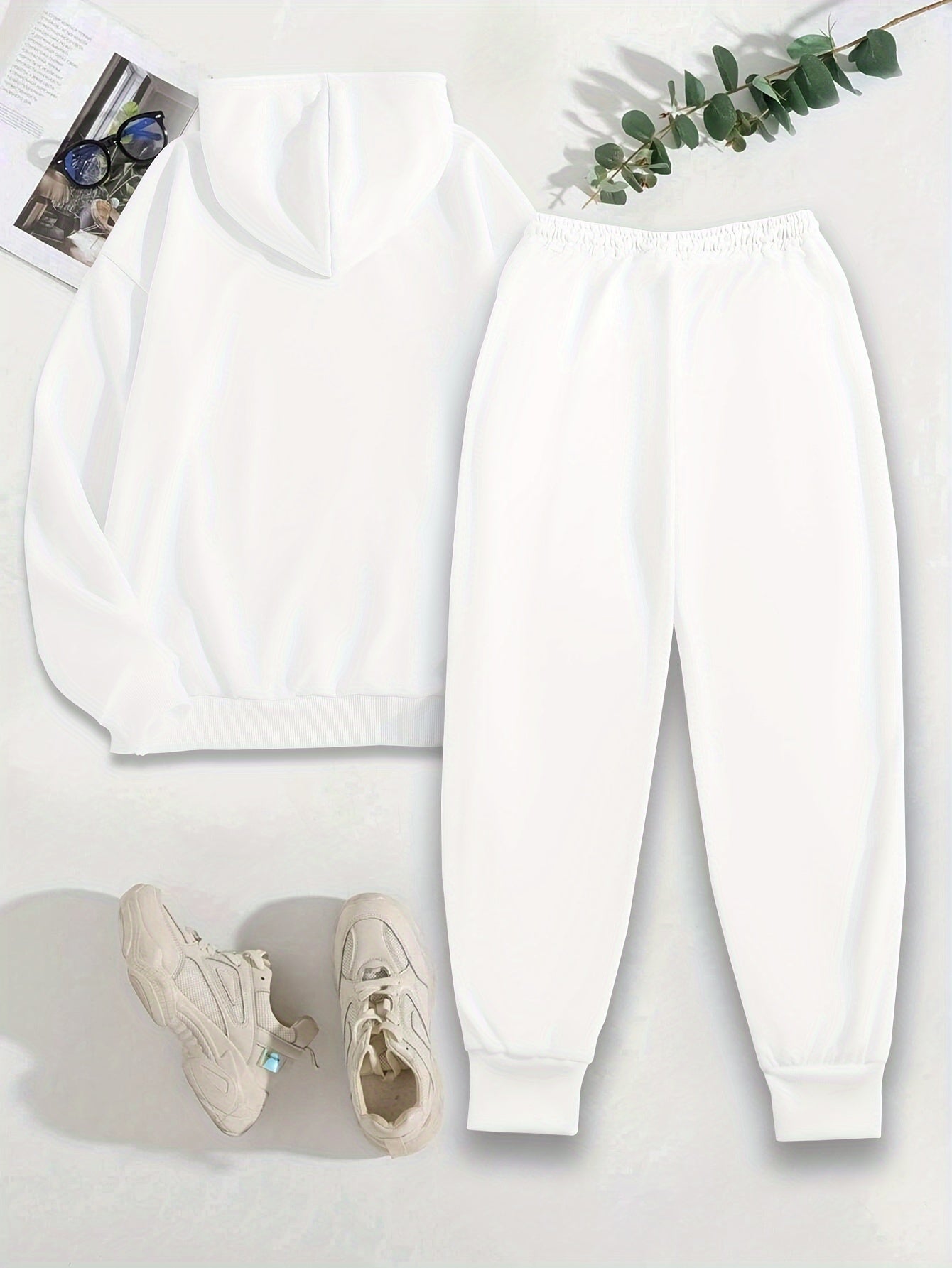 Women's Polyester Two-Piece Tracksuit - Hooded Long Sleeve Alphabet Print Hoodie and Pants Set with Pockets - Casual Knit Fabric - Autumn/Winter Outfit - For Women - Perfect for Casual Wear, Loungewear, and Running Errands -